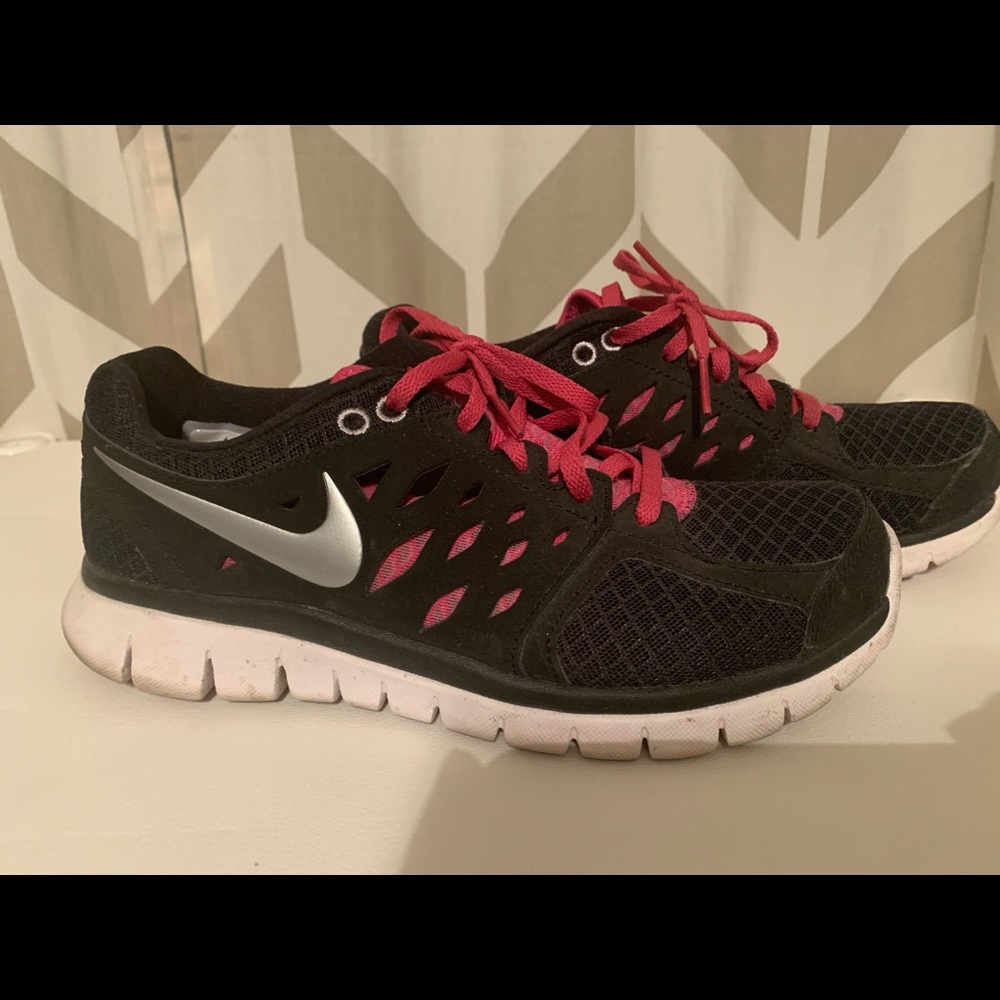 Woman’s Nike’s